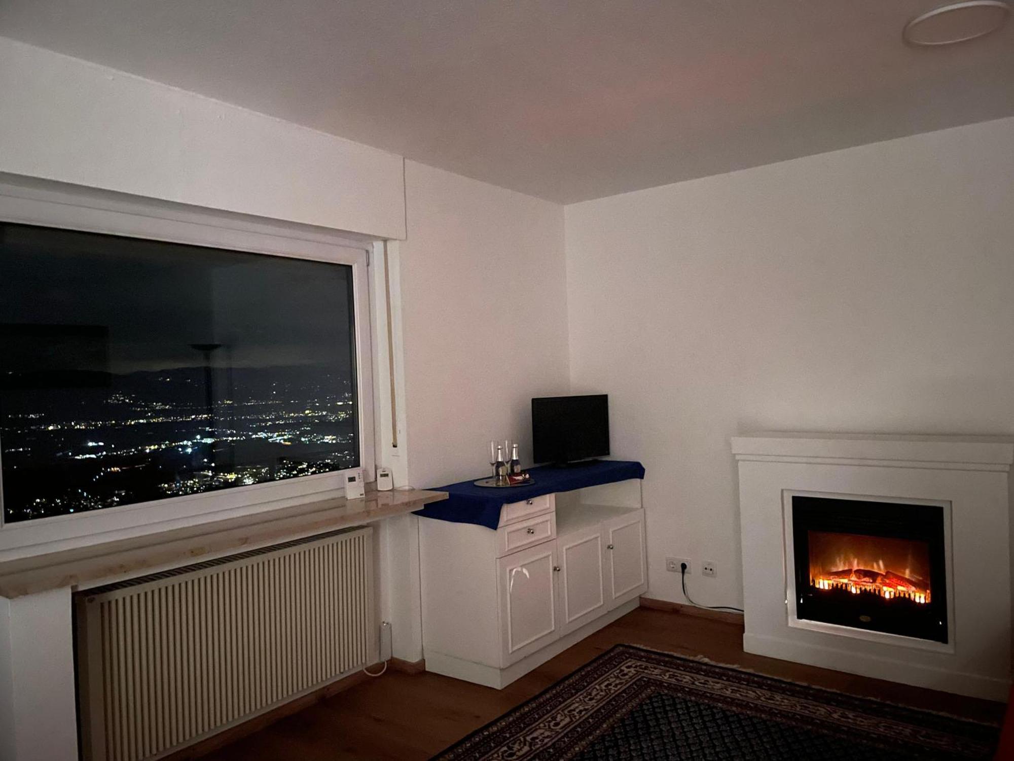 Gemuetliche Wohnung Mit Talblick Batschuns エクステリア 写真